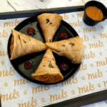 Paratha Cones, Chicken (Signature) <br> أقماع الباراتا، دجاج (توقيع)