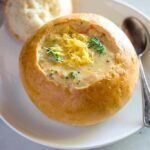 Baguette Bowl Fillz, Creamy Potato Soup (French) <br> وعاء خبز الباجيت، حساء البطاطس الكريمي (فرنسي)