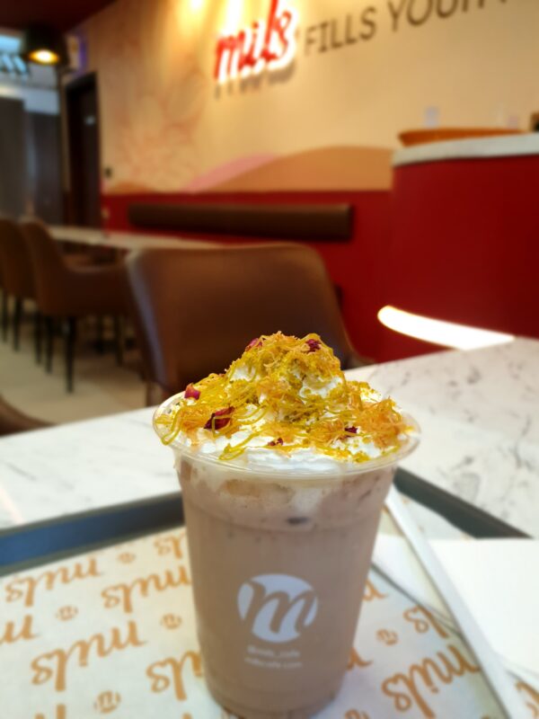 Pistachio Chocolate Kunafa Shake <br> شيك كنافة بالشوكولاتة بالفستق