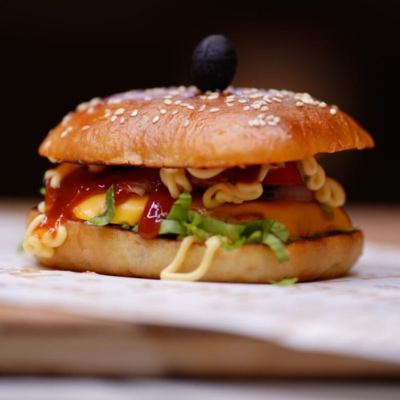 milsBurger Cube with French Fries <br> مكعب ميلس برجر مع البطاطس المقلية