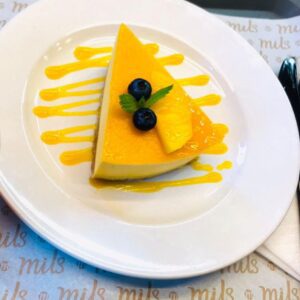 Mango Cheesecake Slice <br> شريحة تشيز كيك المانجو