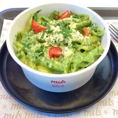 Pesto Pasta Creamy & Cheesy (Italian) <br> معكرونة بيستو كريمية بالجبن (إيطالية)