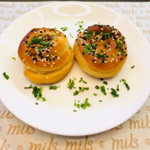 Signature Rose Baaji Bun Veg 2Pcs <br> خبز روز باجي المميز 2 قطعة