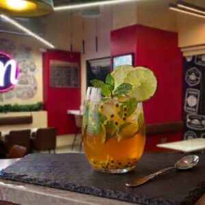 Passionfruit Mojito <br> موهيتو فاكهة الباشن